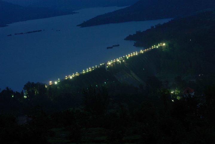 Koyna Lake Resort Koynanagar エクステリア 写真