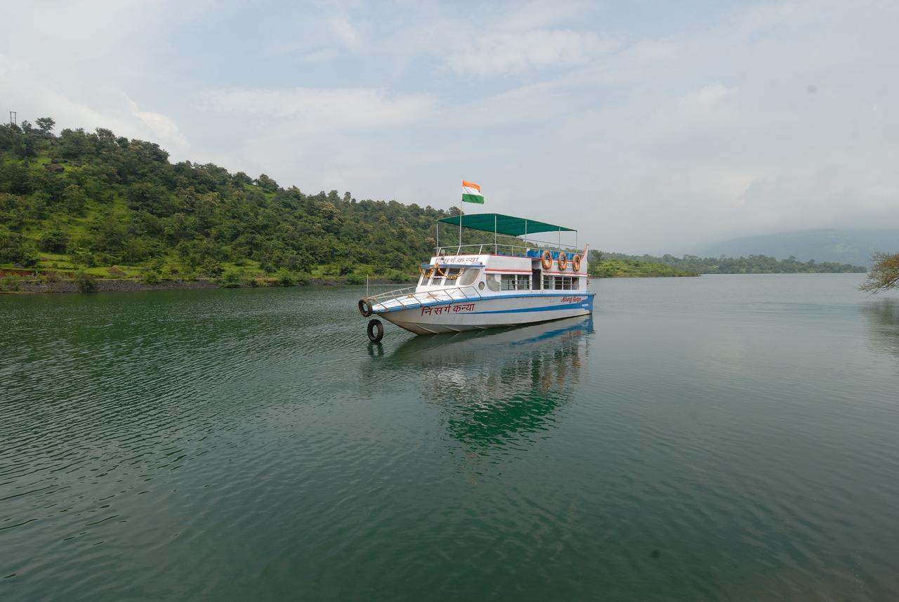 Koyna Lake Resort Koynanagar エクステリア 写真
